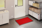 Milieubild Garage mit Regal und Schrank von Fußmatte ColourLine 040 hellrot - Entrada